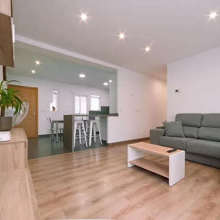 Recien Reformado En Redondela By Cabana Rentals Redondela